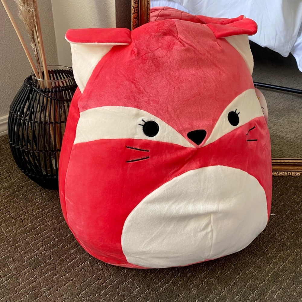 Squishmallows 16” Fifi red Fox nwt